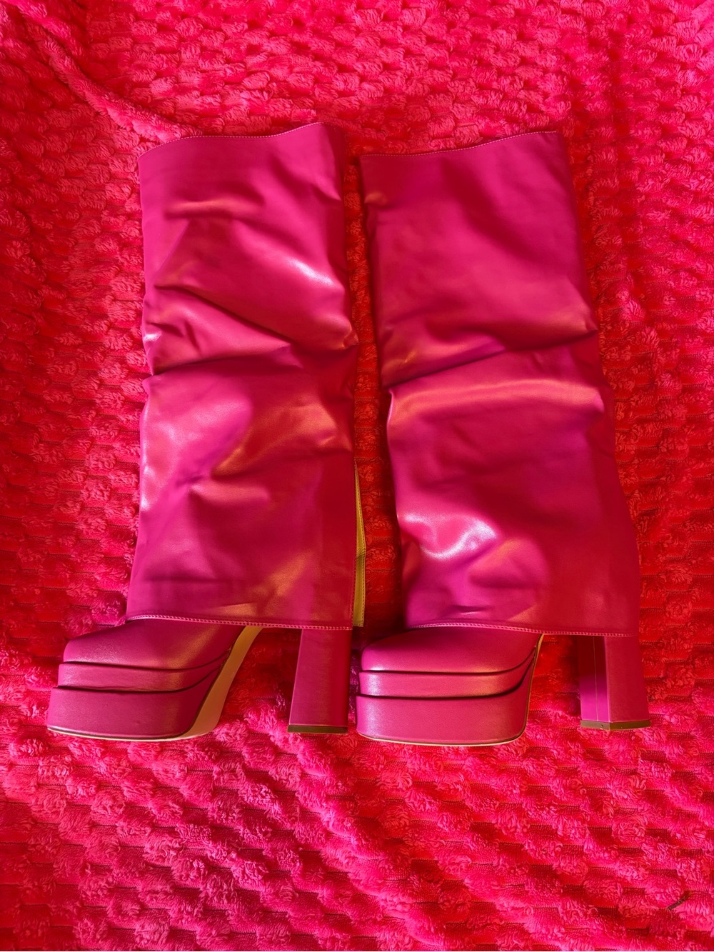 Azalea Wang Invisible Fuchsia Platform Knee High Boots Size 8.5 Barbiecore